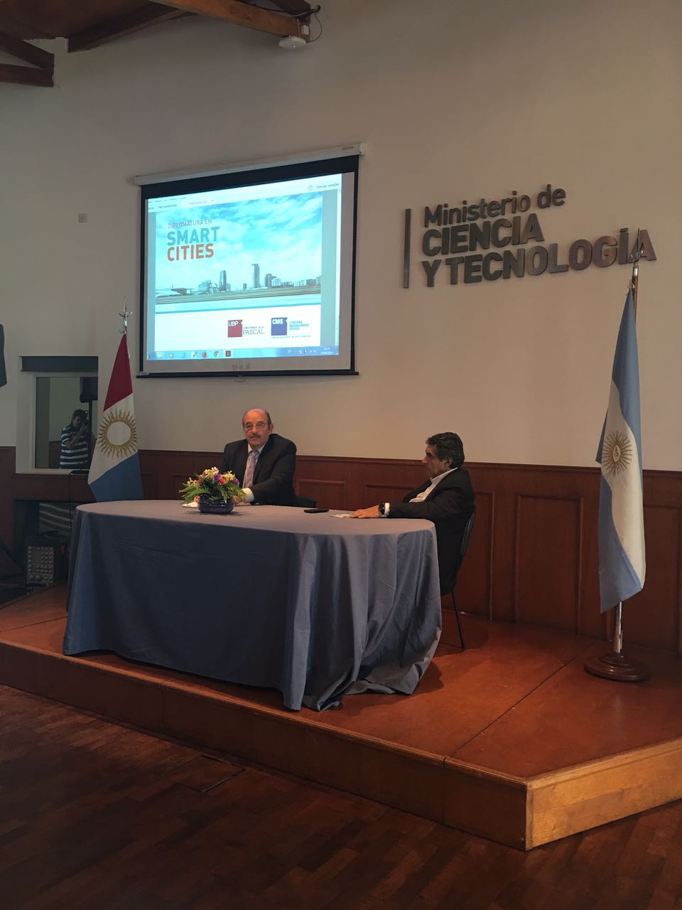 Se lanzó la Diplomatura en Smart Cities en el Ministerio de Ciencia y Tecnología