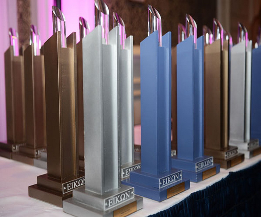 La UBP gana dos Premios EIKON