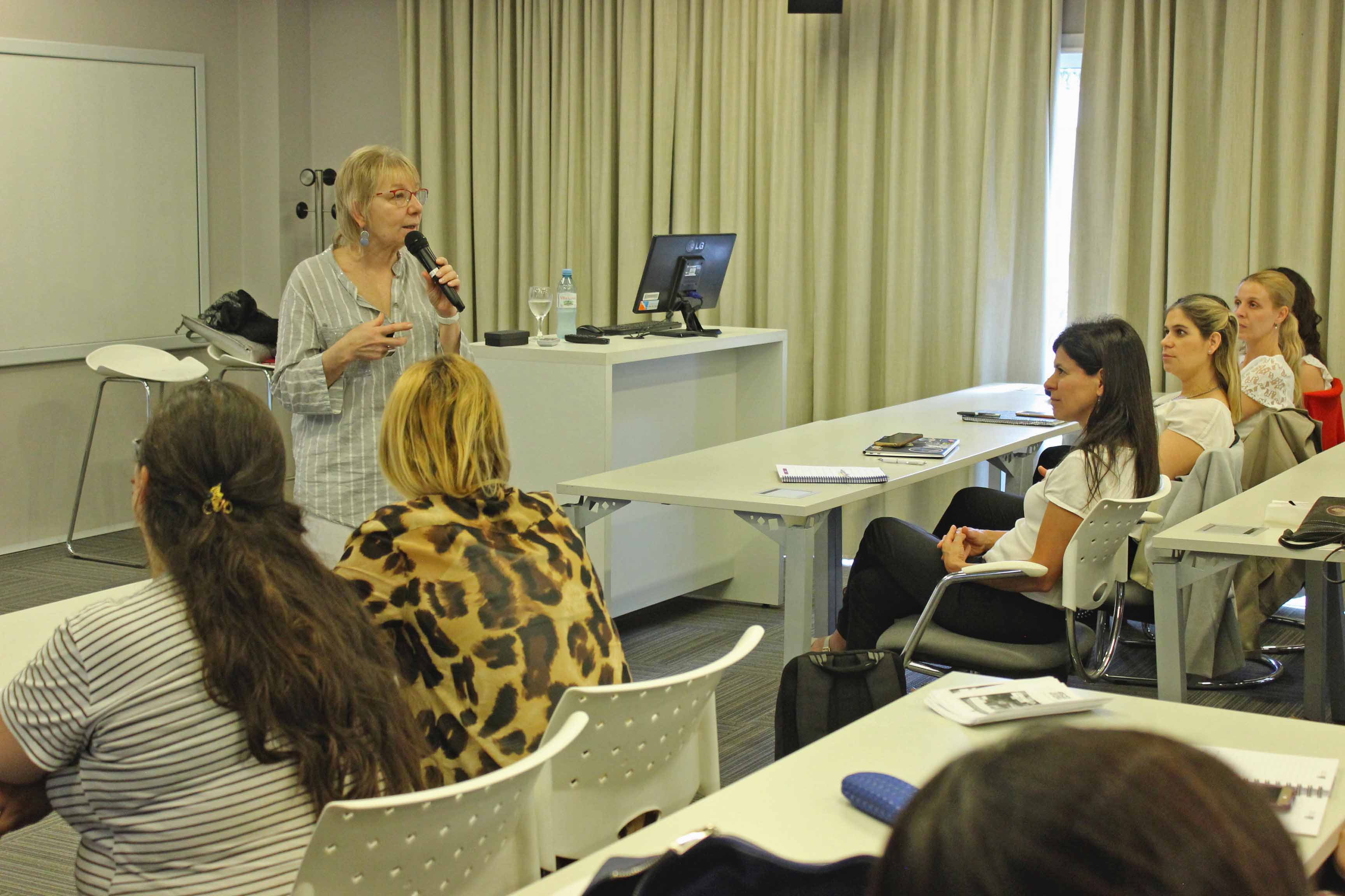 Se reprogramó la conferencia para abordar la diversidad en el aula