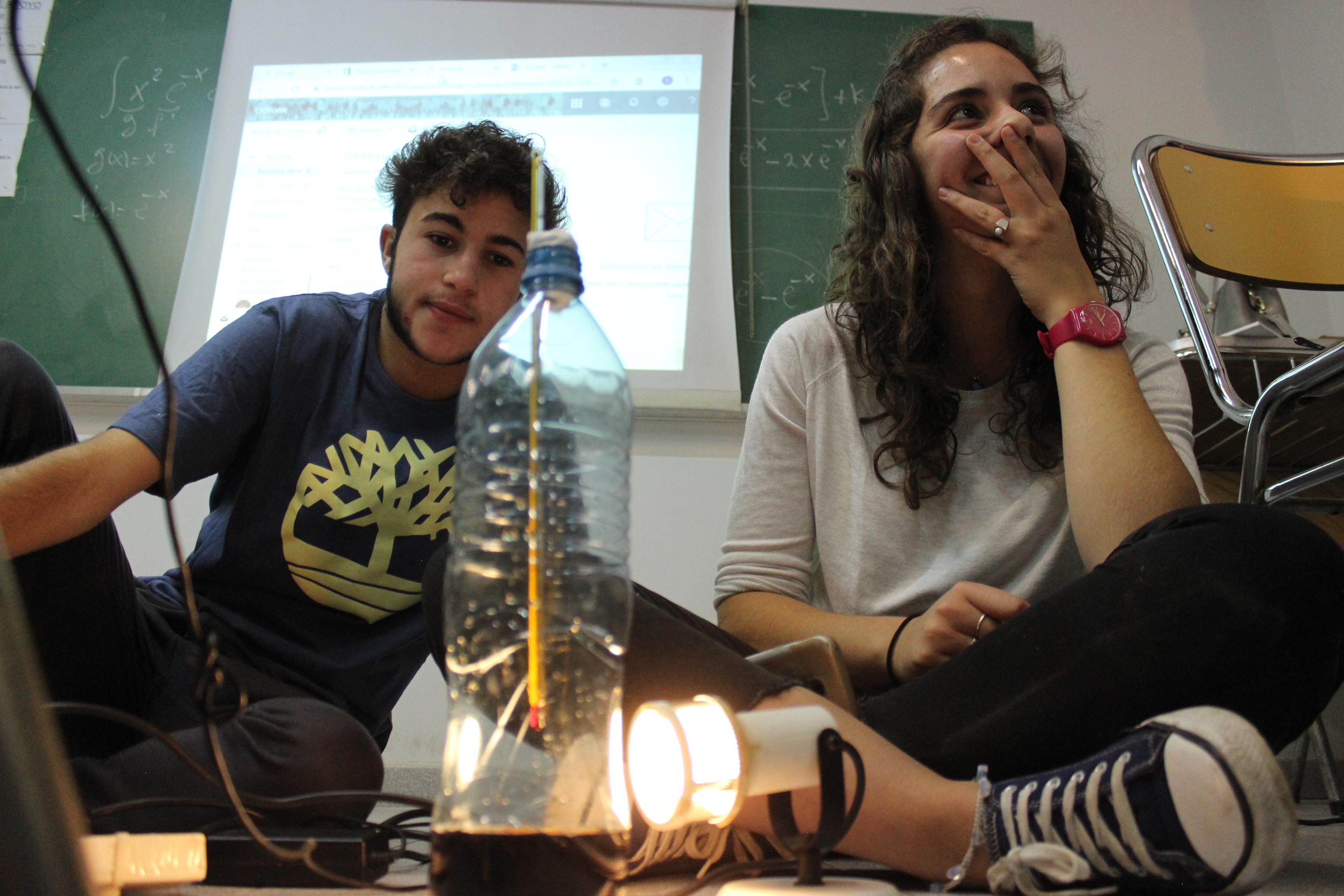 Ambiente: estudiantes experimentan para aprender