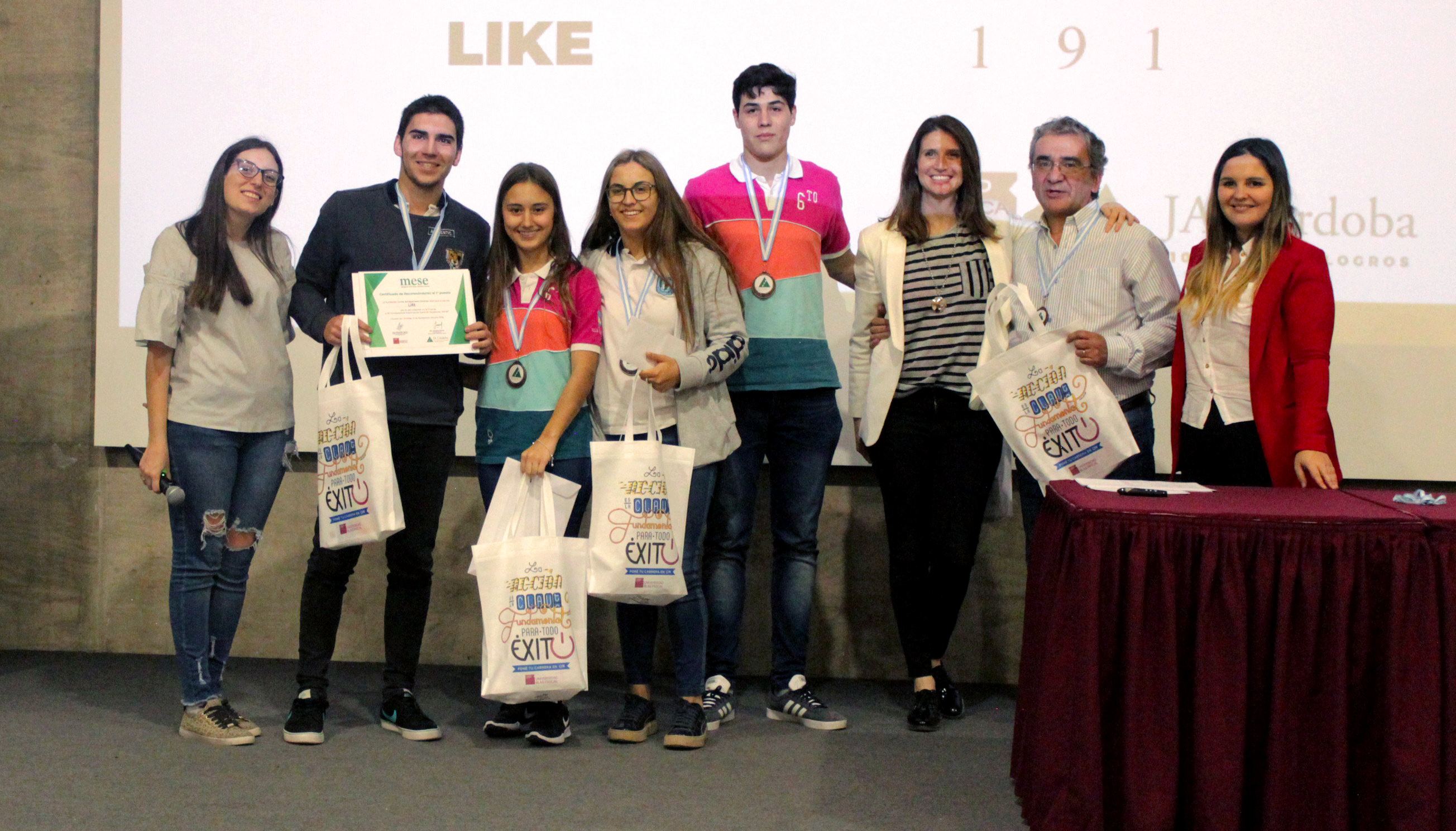 Colegio de Villa Concepción del Tío gana la competencia M.E.S.E.