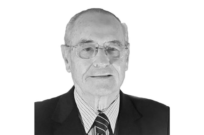 Dr. Ricardo Haro